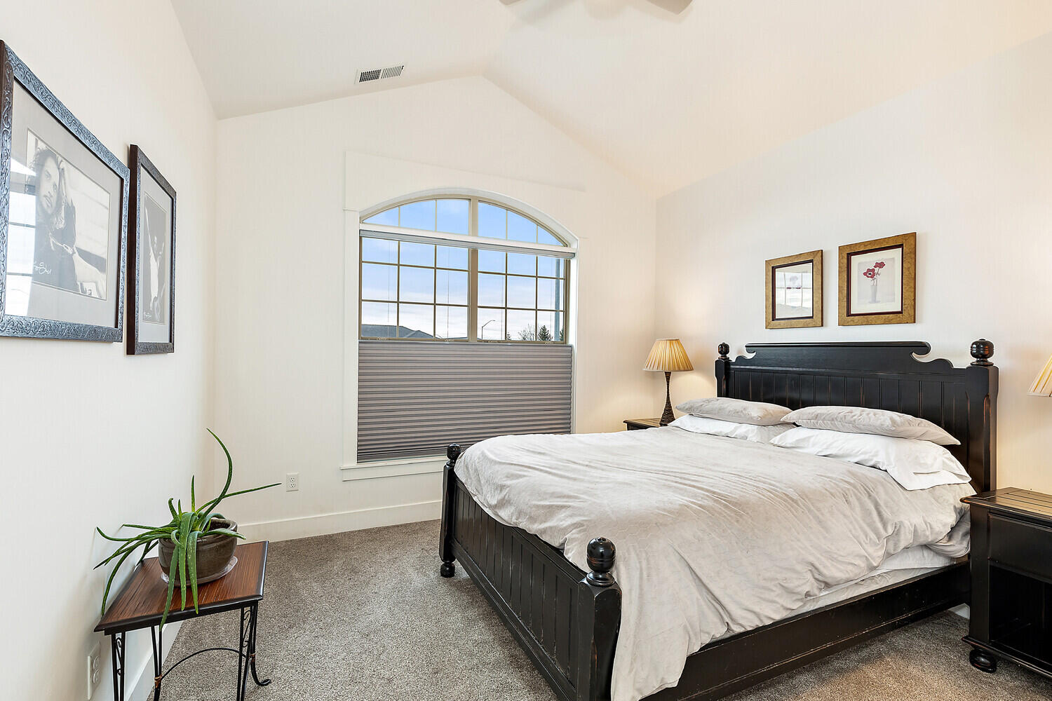 Bella Vista Heights Phases 1 & 2 - Residential