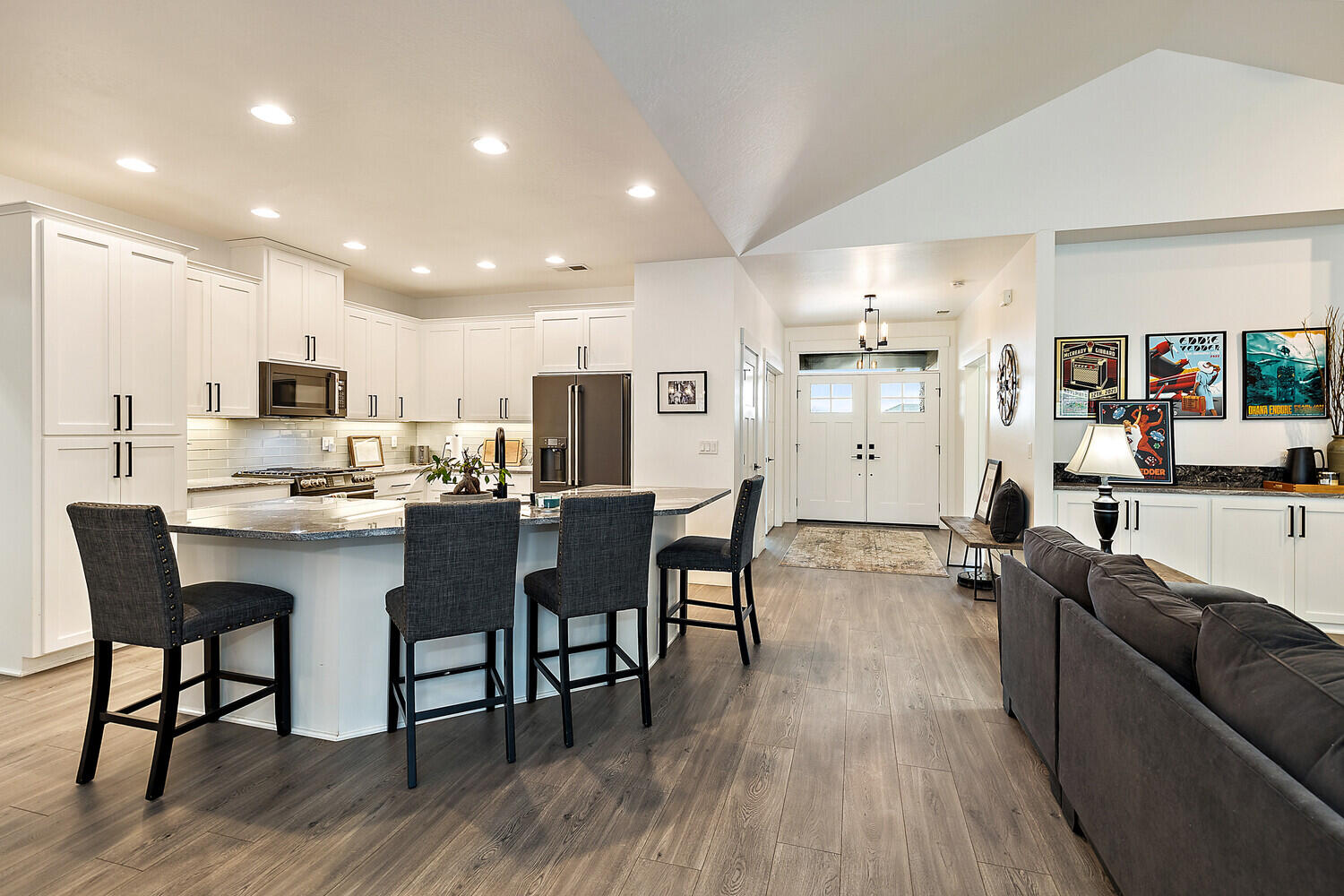 Bella Vista Heights Phases 1 & 2 - Residential