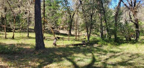 Tiny photo for 11238 E Evans Creek Road, Rogue River, OR 97537 (MLS # 220215863)