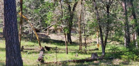 Tiny photo for 11238 E Evans Creek Road, Rogue River, OR 97537 (MLS # 220215863)