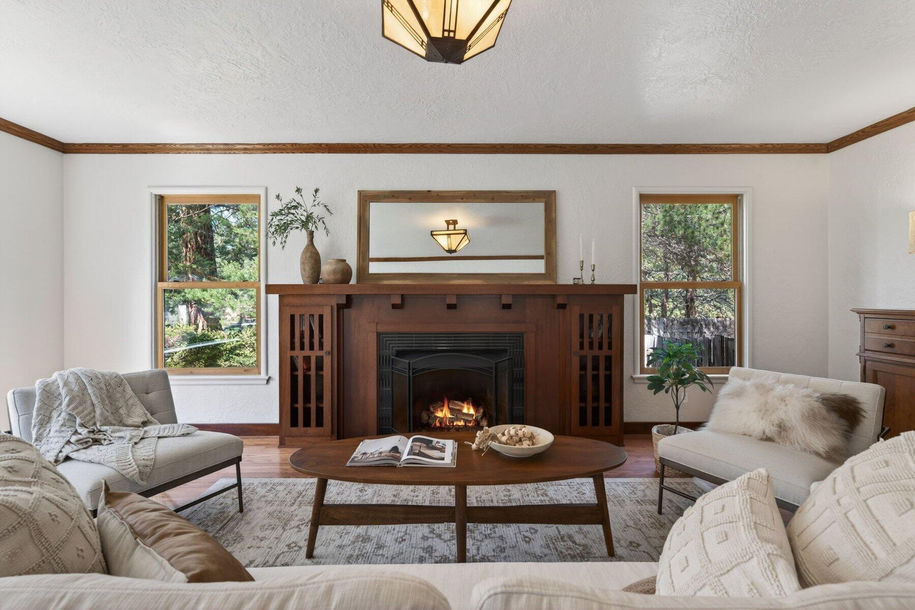 714 NE 10th Street