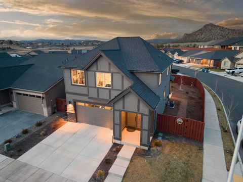 Photo of 1199 NE Henry Drive, Prineville, OR 97754 (MLS # 220217155)
