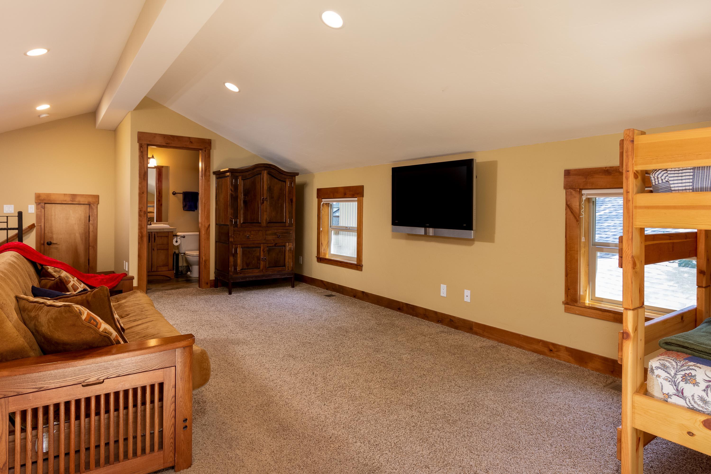 Fairway Crest Village - Residential