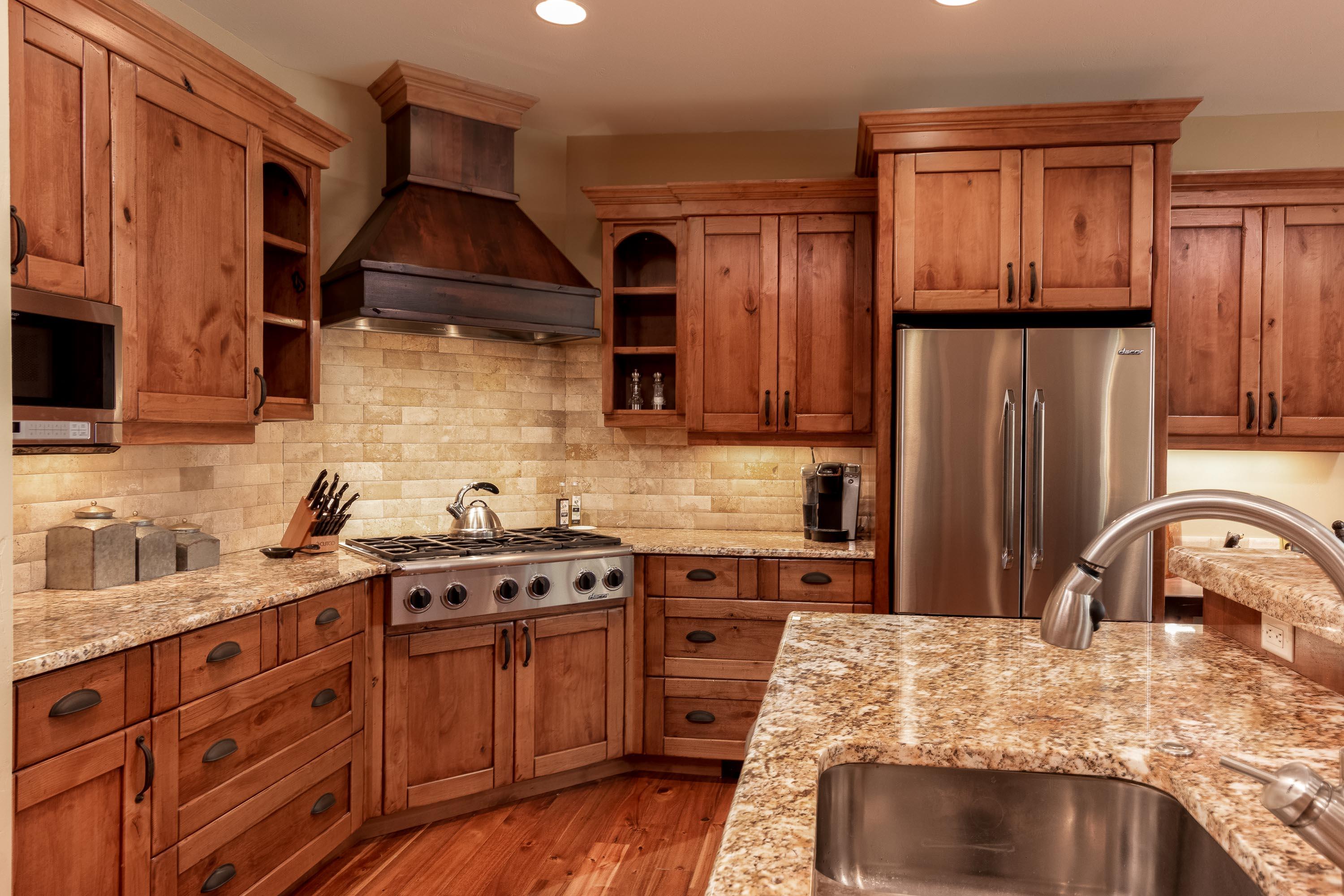 Fairway Crest Village - Residential