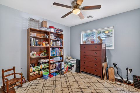 Tiny photo for 1055 SW Kokanee Lane, Grants Pass, OR 97527 (MLS # 220217145)