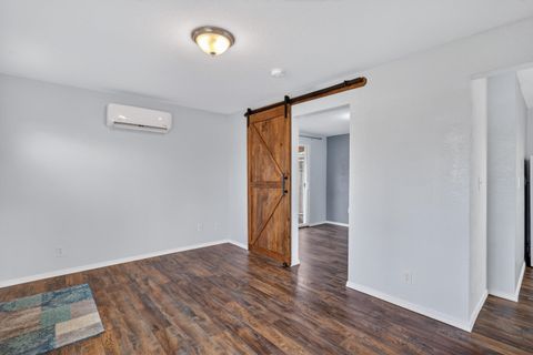 Tiny photo for 1055 SW Kokanee Lane, Grants Pass, OR 97527 (MLS # 220217145)