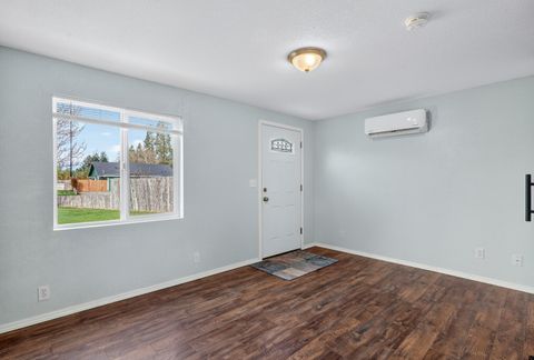 Tiny photo for 1055 SW Kokanee Lane, Grants Pass, OR 97527 (MLS # 220217145)