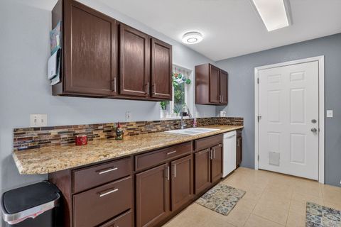 Tiny photo for 1055 SW Kokanee Lane, Grants Pass, OR 97527 (MLS # 220217145)