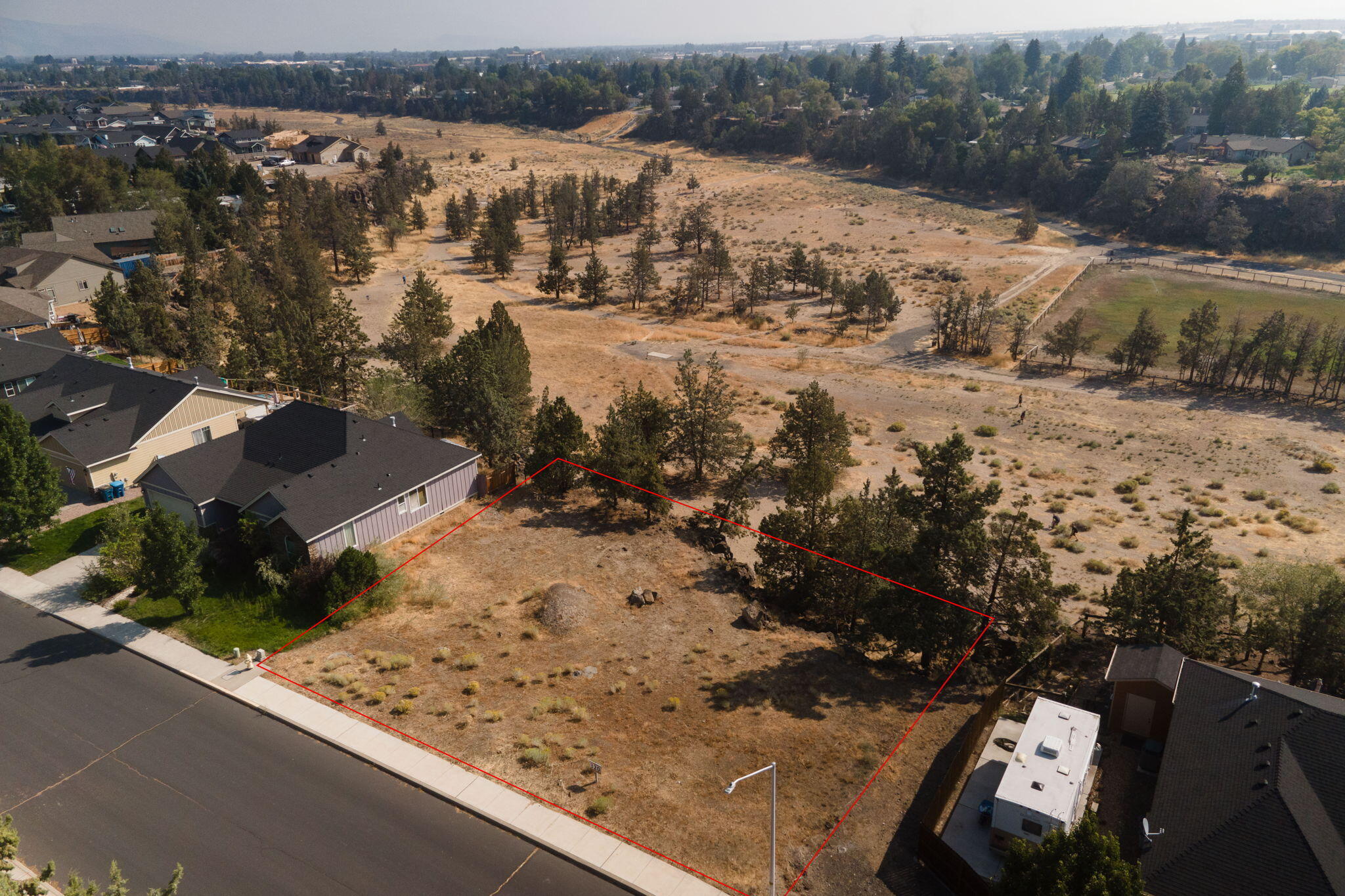 320 NW 16th Place