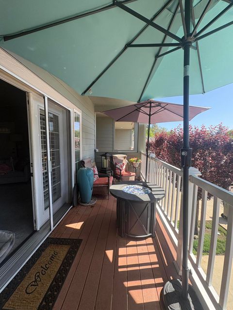 Tiny photo for 1827 SW Hungry Hill Drive, Grants Pass, OR 97527 (MLS # 220220125)