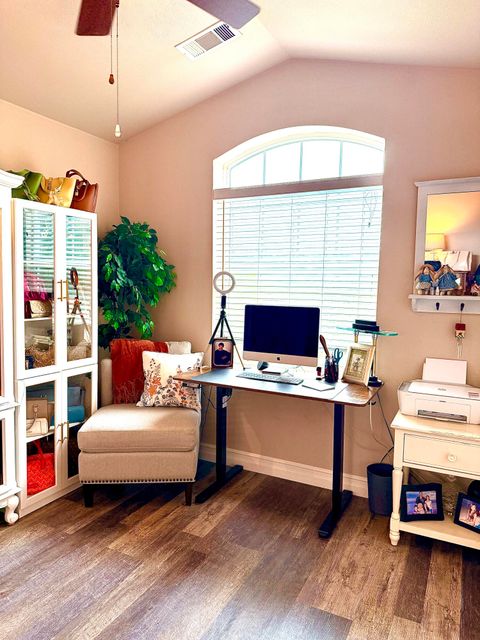 Tiny photo for 1827 SW Hungry Hill Drive, Grants Pass, OR 97527 (MLS # 220220125)