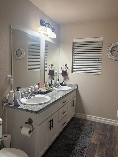 Tiny photo for 1827 SW Hungry Hill Drive, Grants Pass, OR 97527 (MLS # 220220125)