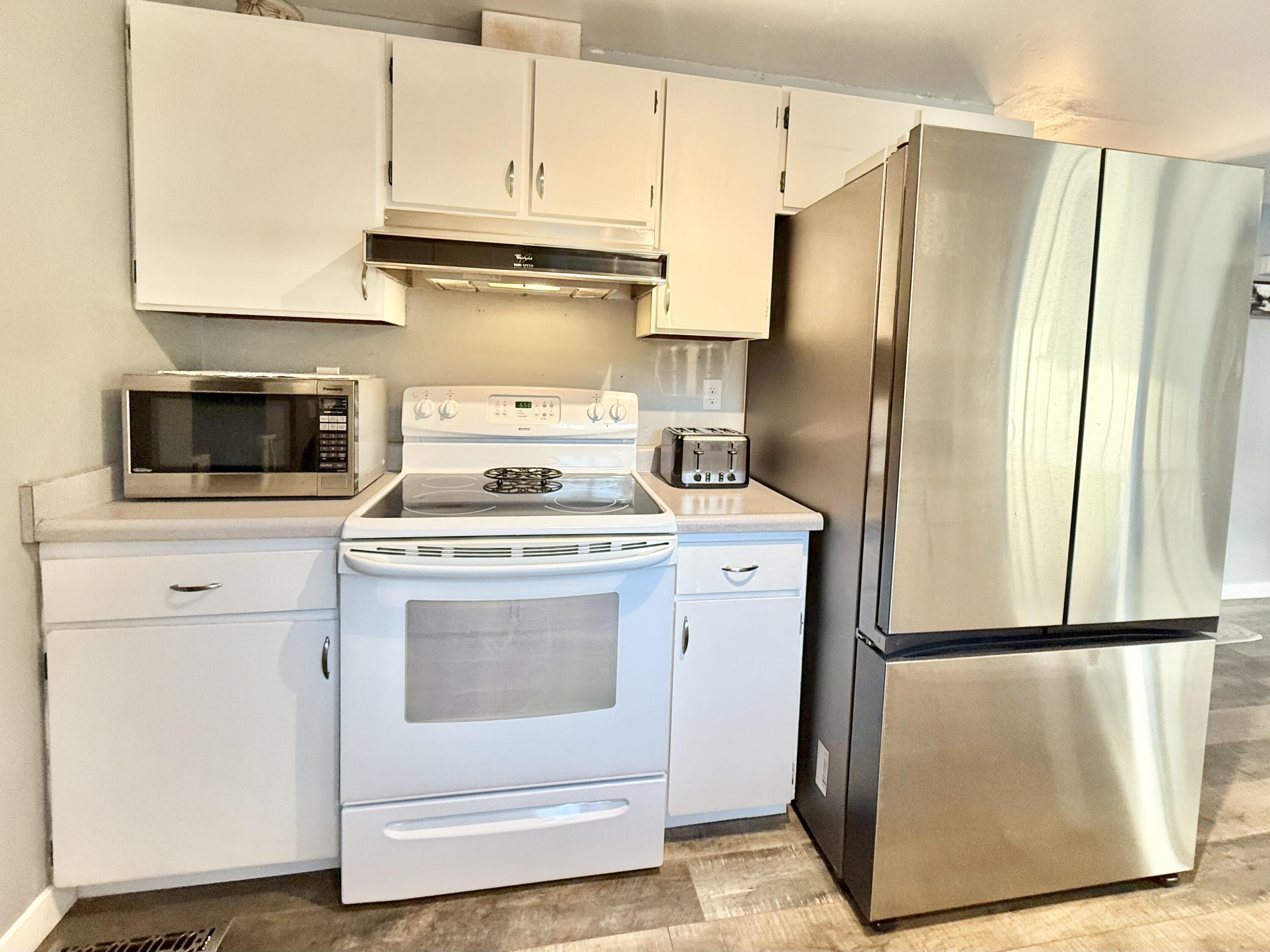 Merrymans' Replat -Vacated Part Of Old Orchard Monor - Residential