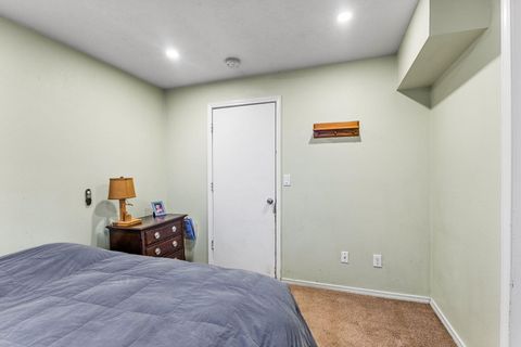 Tiny photo for 1487 SW Fairview Avenue, Dallas, OR 97338 (MLS # 220211693)