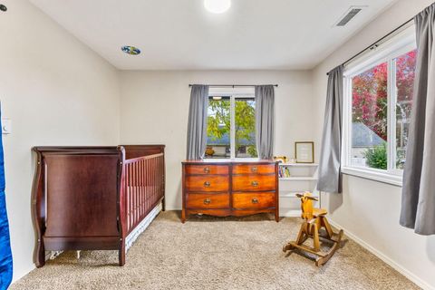 Tiny photo for 1487 SW Fairview Avenue, Dallas, OR 97338 (MLS # 220211693)