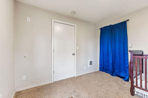 Tiny photo for 1487 SW Fairview Avenue, Dallas, OR 97338 (MLS # 220211693)