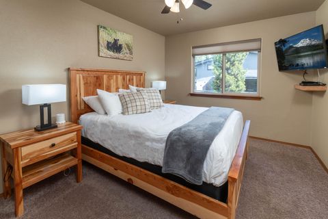 Tiny photo for 17370 Brant Drive, Bend, OR 97707 (MLS # 220217487)