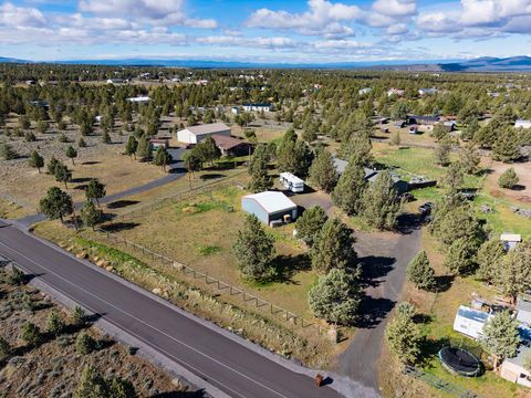 Tiny photo for 5128 SE Sioux Loop, Prineville, OR 97754 (MLS # 220219428)