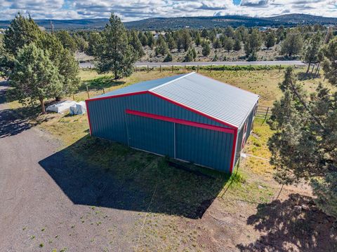 Tiny photo for 5128 SE Sioux Loop, Prineville, OR 97754 (MLS # 220219428)