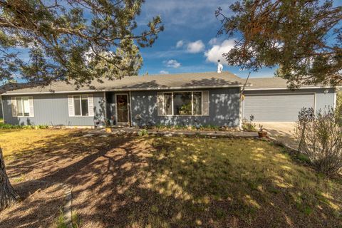 Tiny photo for 5128 SE Sioux Loop, Prineville, OR 97754 (MLS # 220219428)