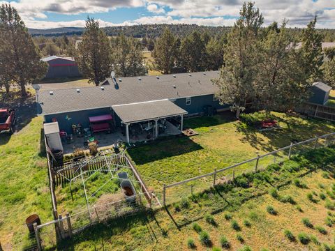 Tiny photo for 5128 SE Sioux Loop, Prineville, OR 97754 (MLS # 220219428)