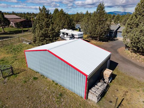 Tiny photo for 5128 SE Sioux Loop, Prineville, OR 97754 (MLS # 220219428)