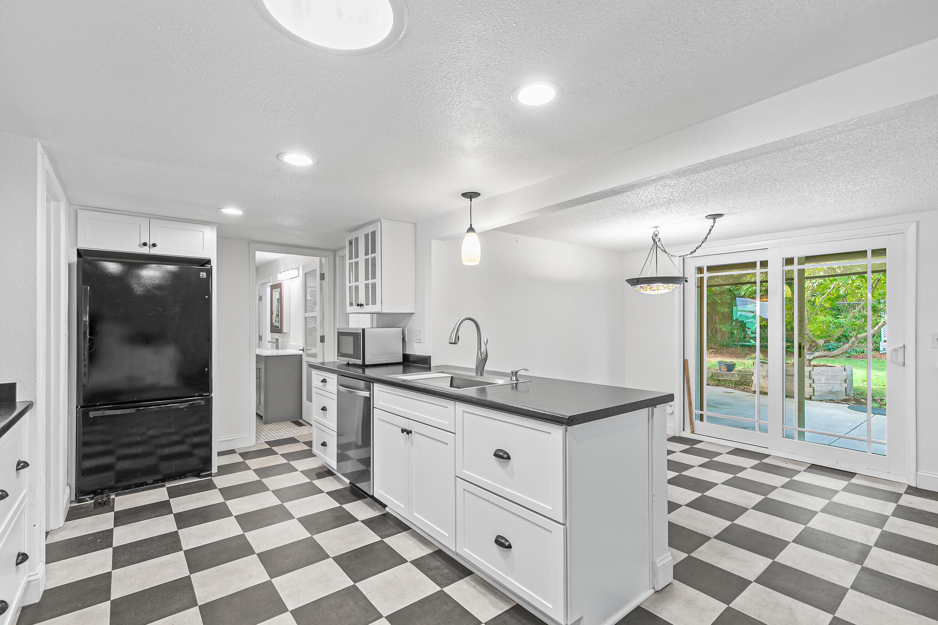 Blossom Hill Terrace Unit No 3 - Residential