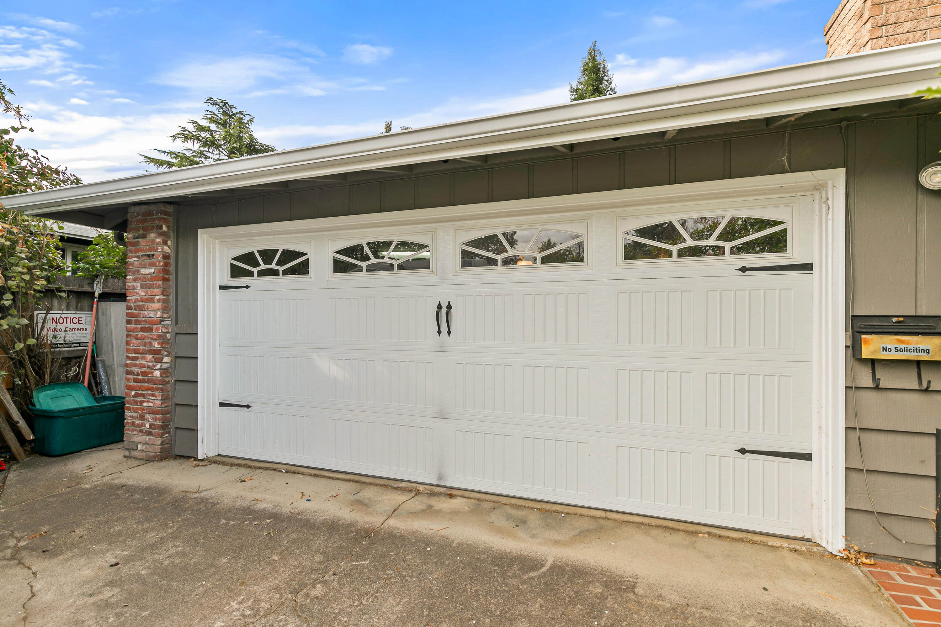 Blossom Hill Terrace Unit No 3 - Residential