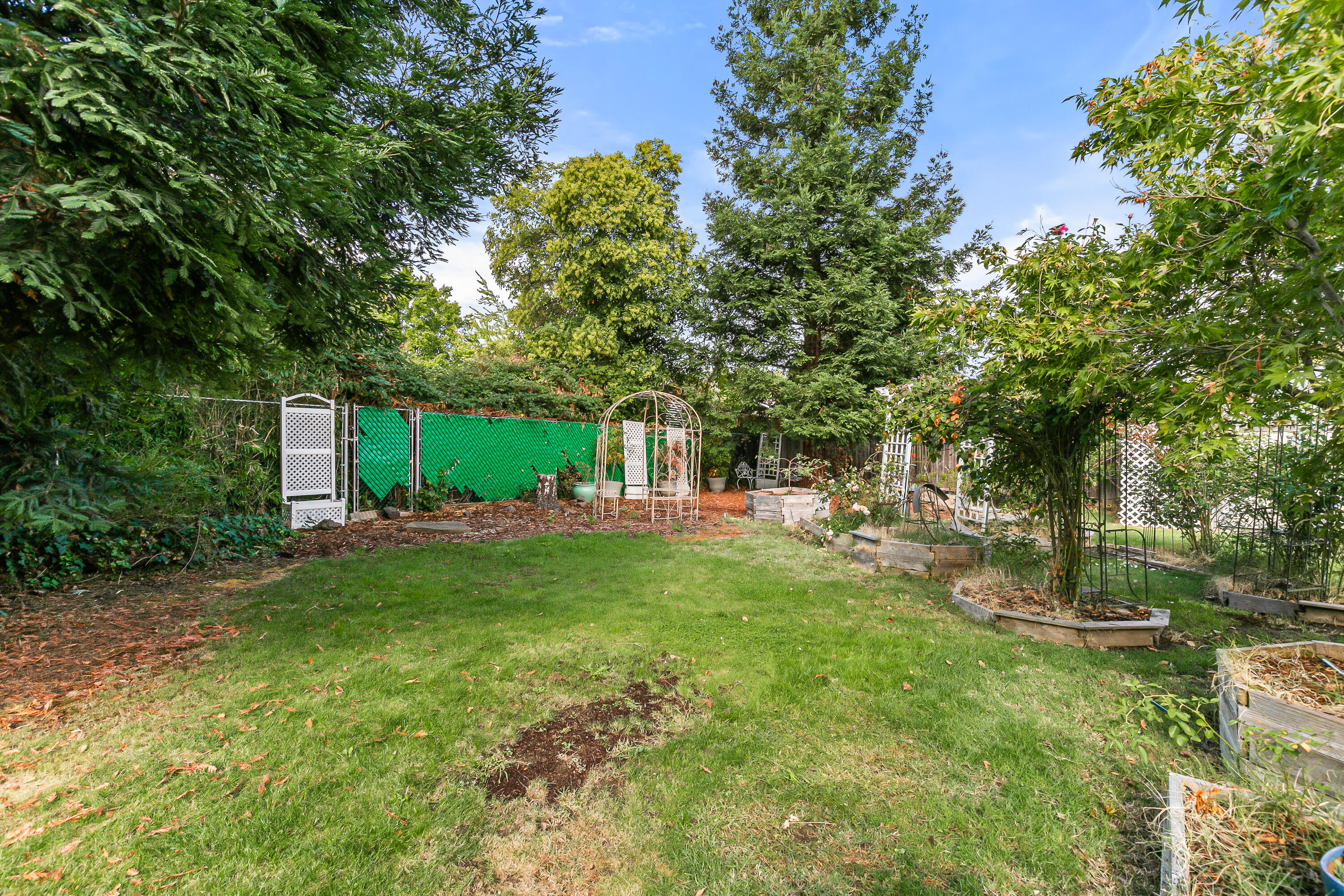 Blossom Hill Terrace Unit No 3 - Residential