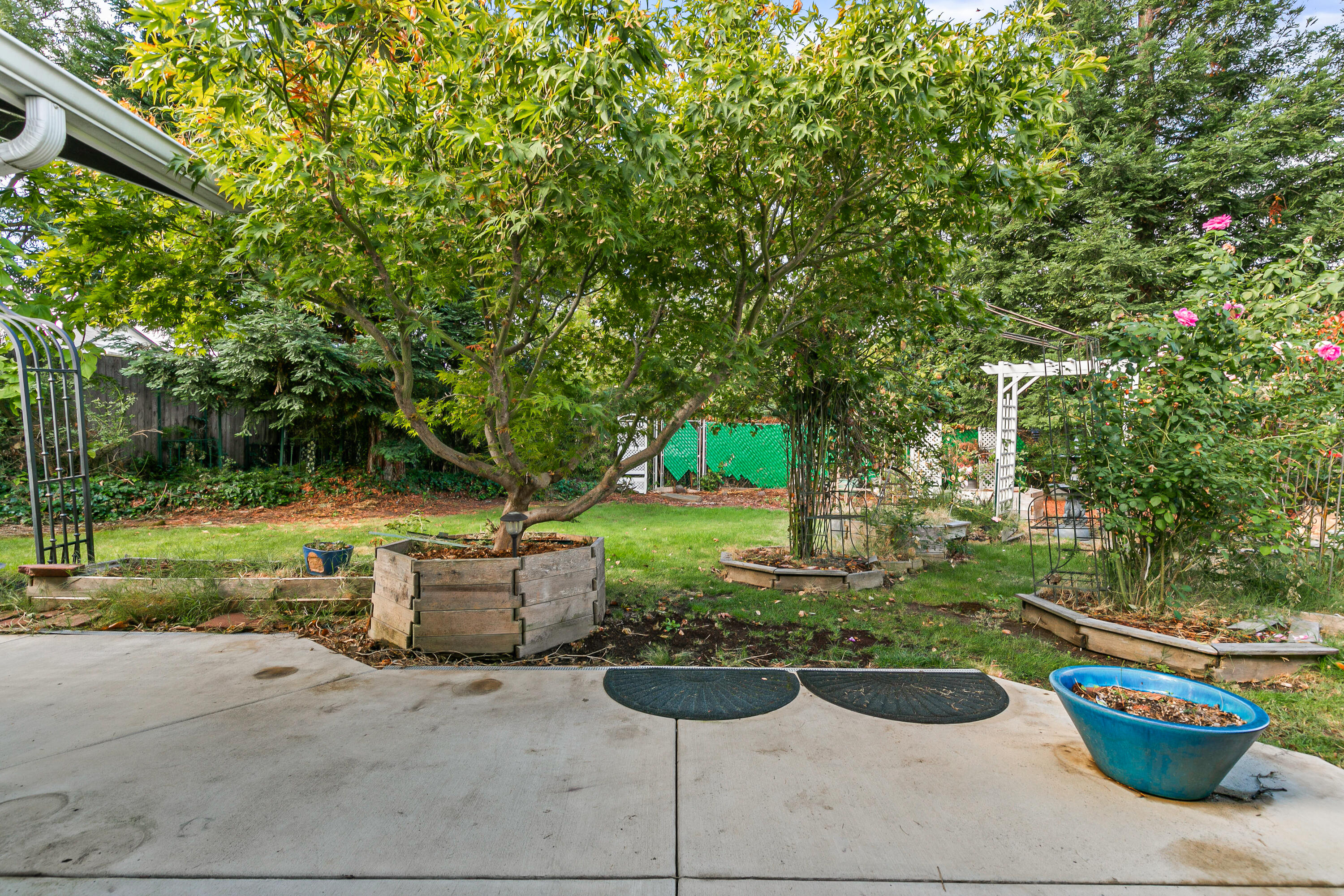 Blossom Hill Terrace Unit No 3 - Residential