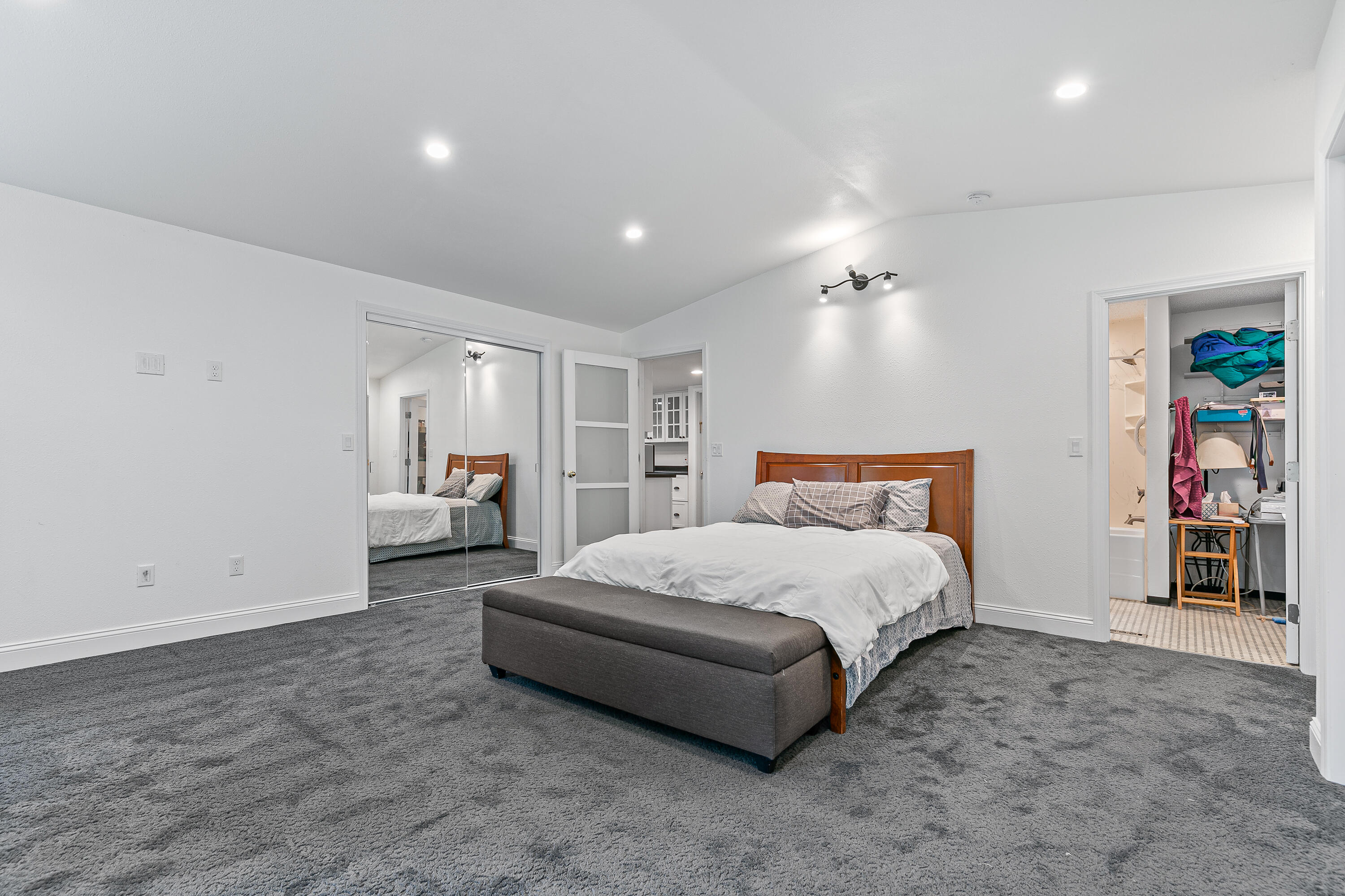 Blossom Hill Terrace Unit No 3 - Residential