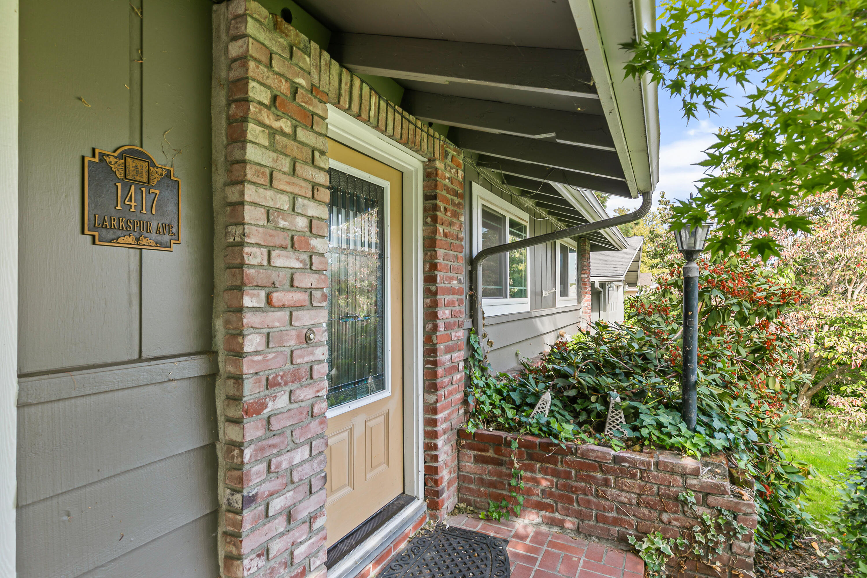 Blossom Hill Terrace Unit No 3 - Residential