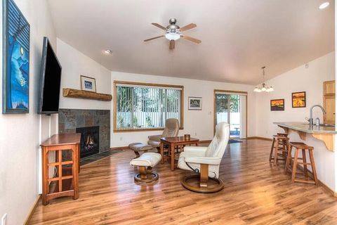 Tiny photo for 16691 Oakridge Place, La Pine, OR 97739 (MLS # 220211240)