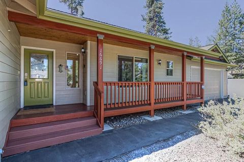 Tiny photo for 16691 Oakridge Place, La Pine, OR 97739 (MLS # 220211240)