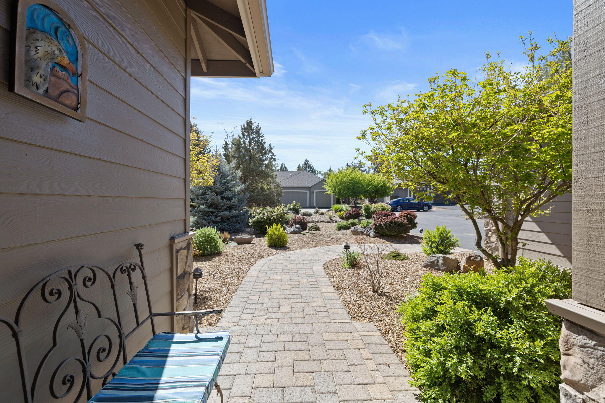 889 Willet Lane