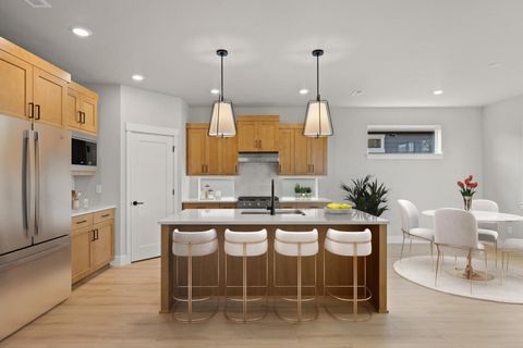 Tiny photo for 61205 NE Snow Owl Street, Bend, OR 97701 (MLS # 220214247)