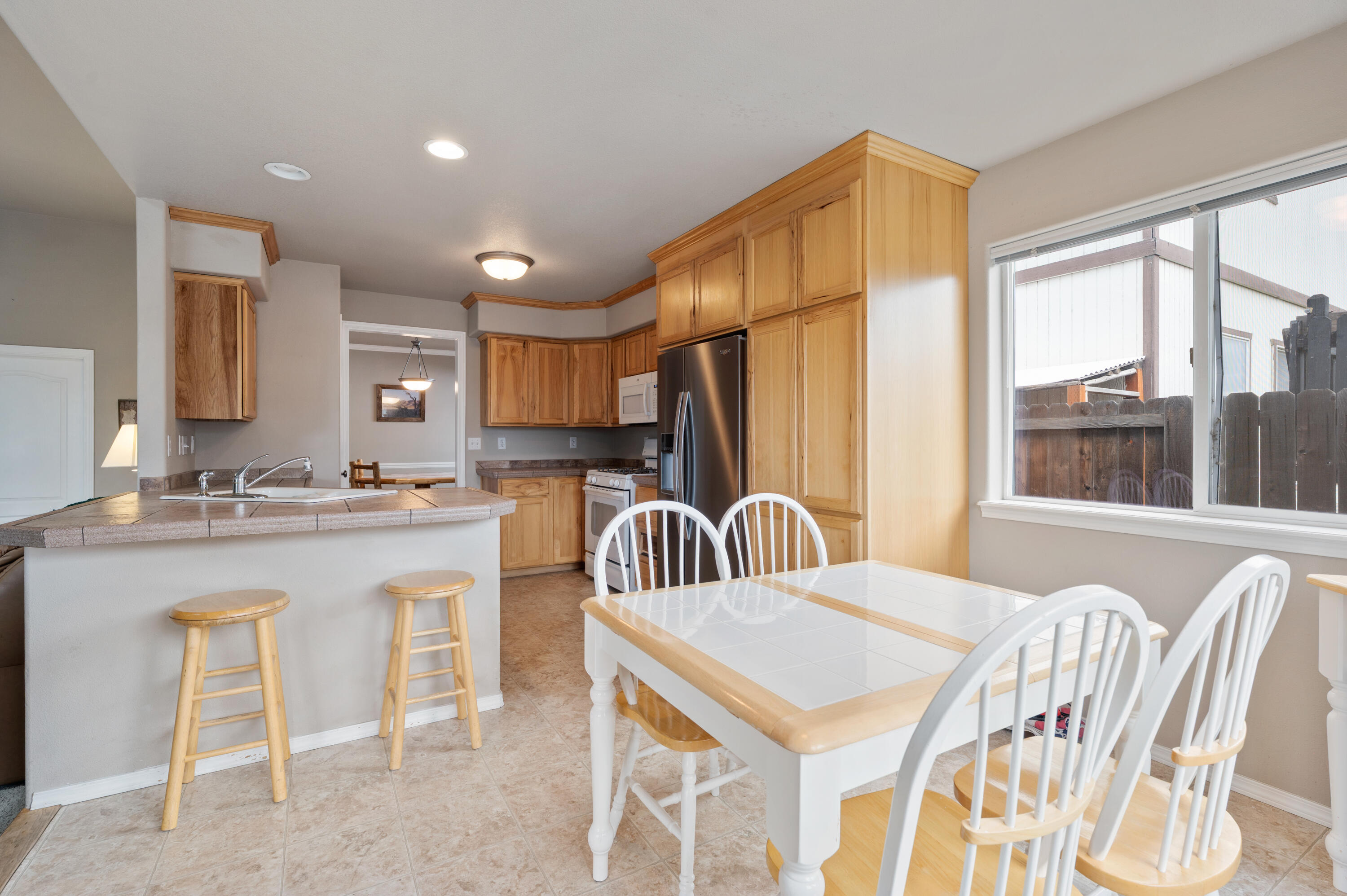 2560 NE 5th Street