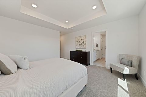 Tiny photo for 1050 NW Fairway Road #153, Madras, OR 97741 (MLS # 220212738)