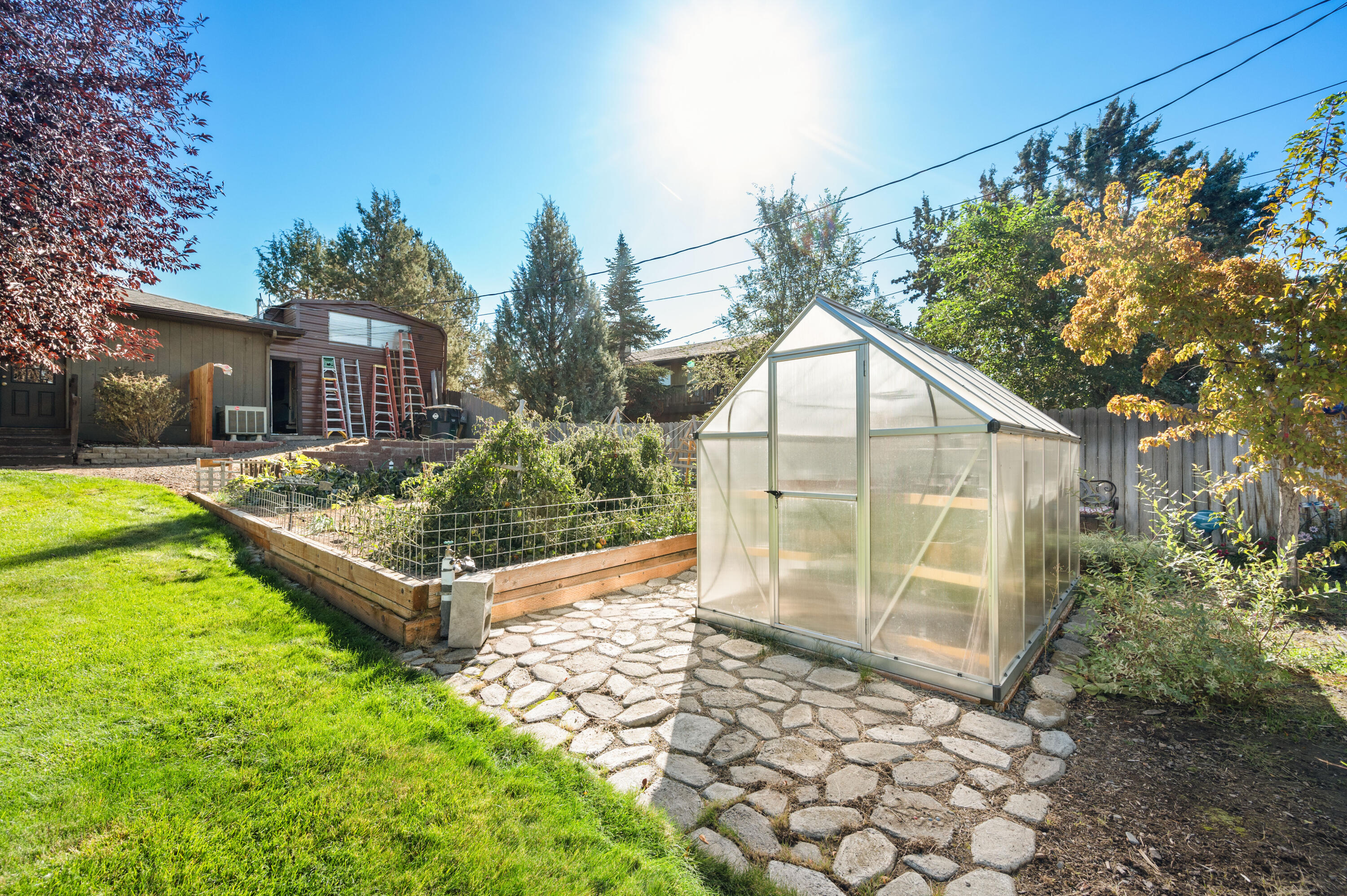 Hunts Three Sisters - Residential