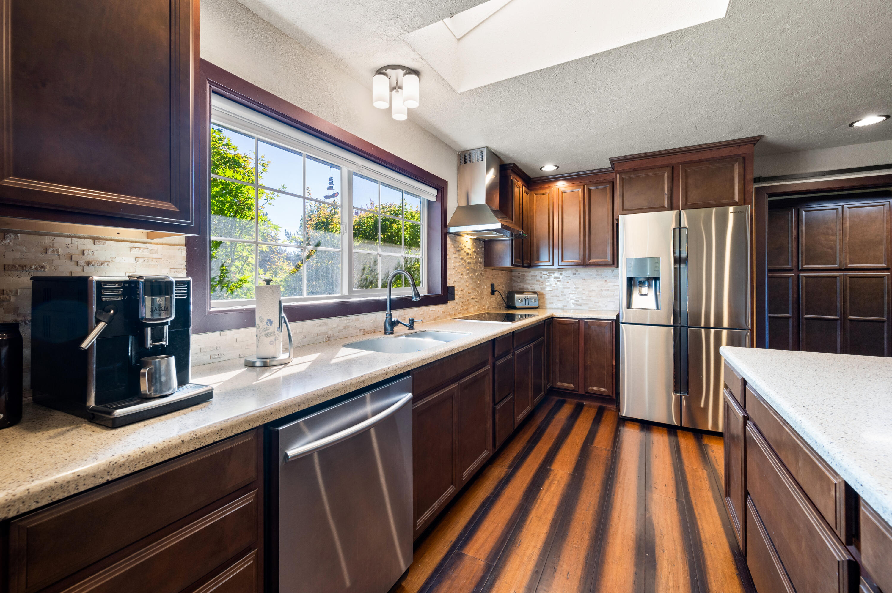 Hunts Three Sisters - Residential