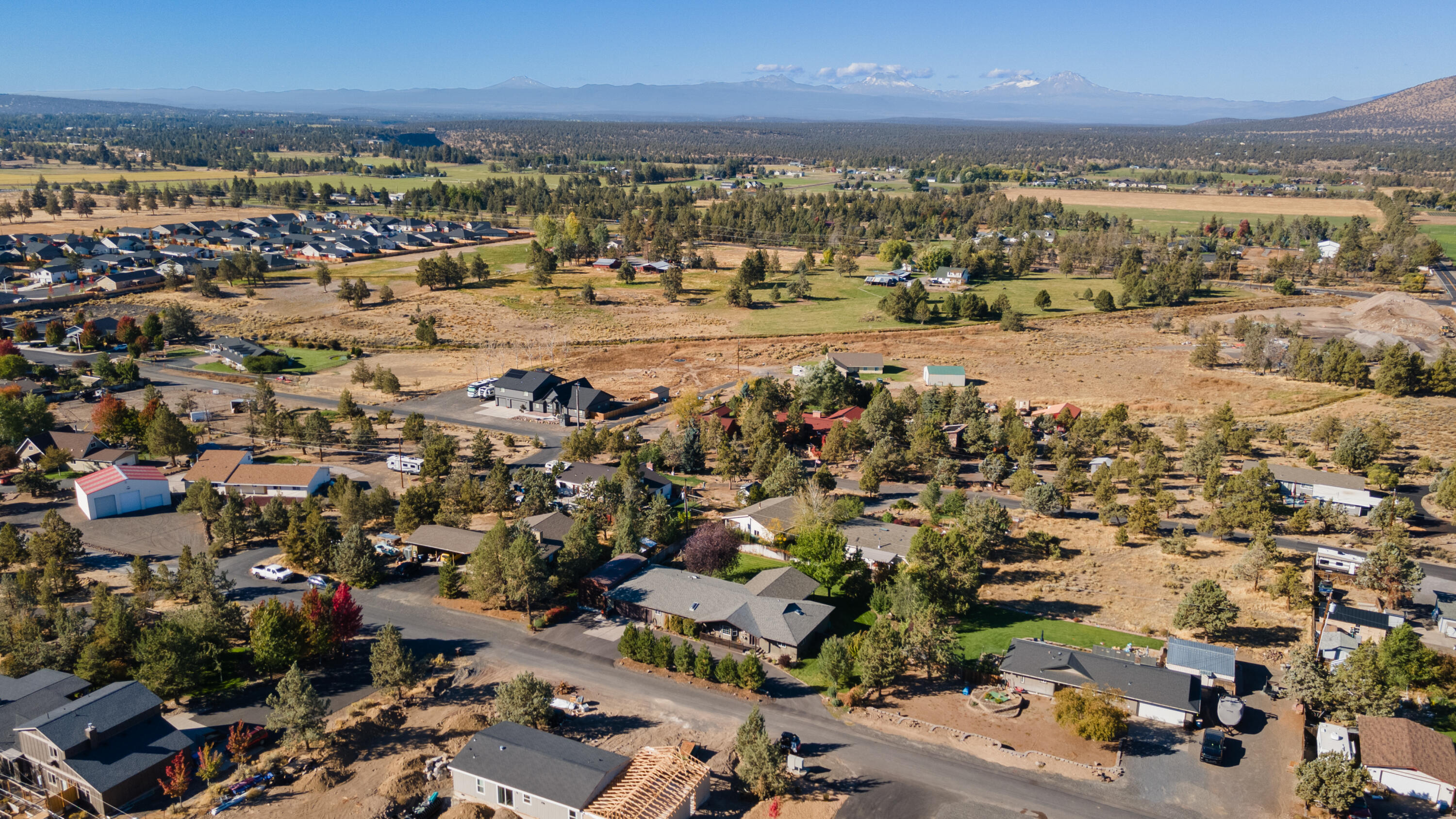 Hunts Three Sisters - Residential