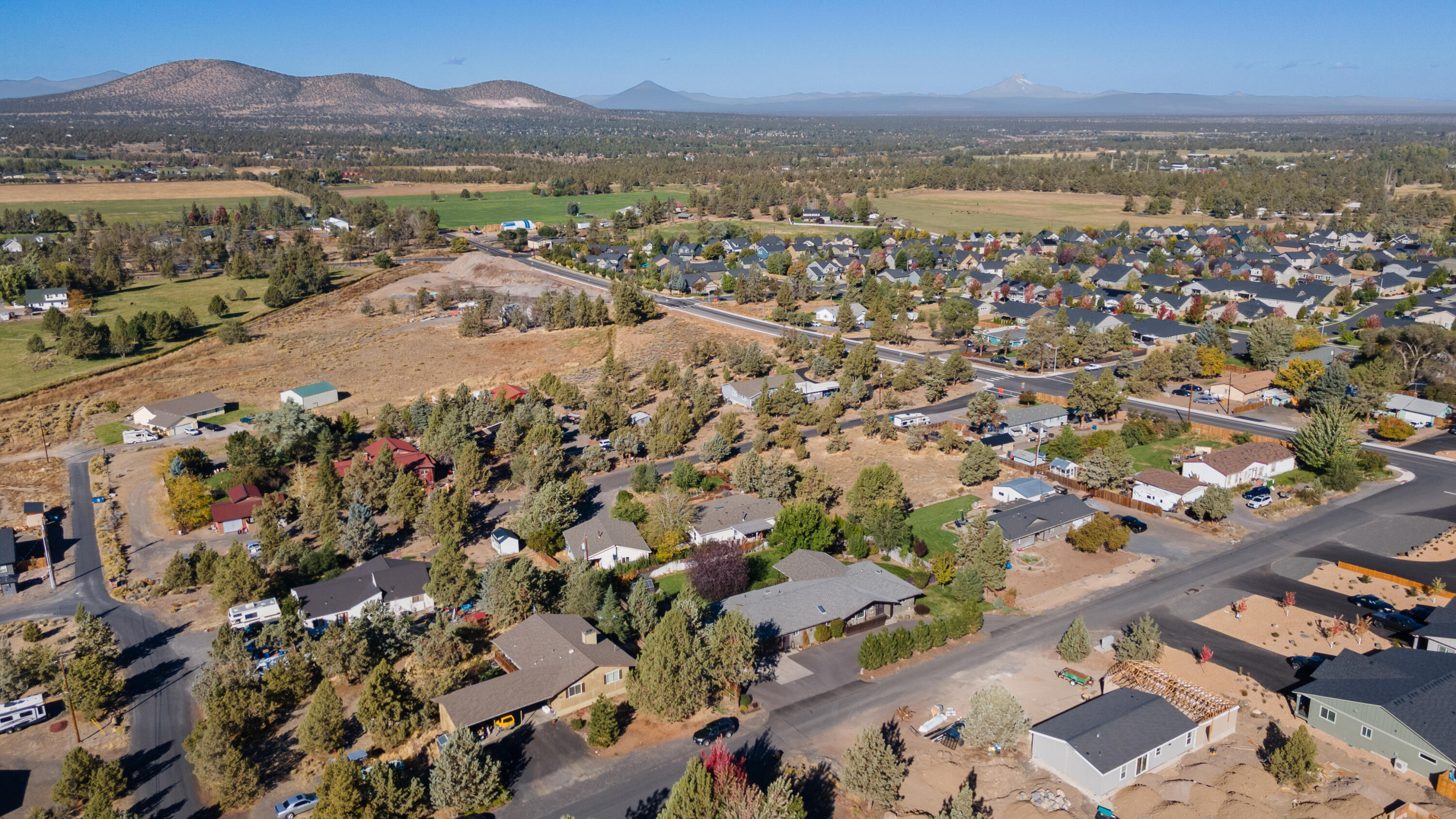 Hunts Three Sisters - Residential