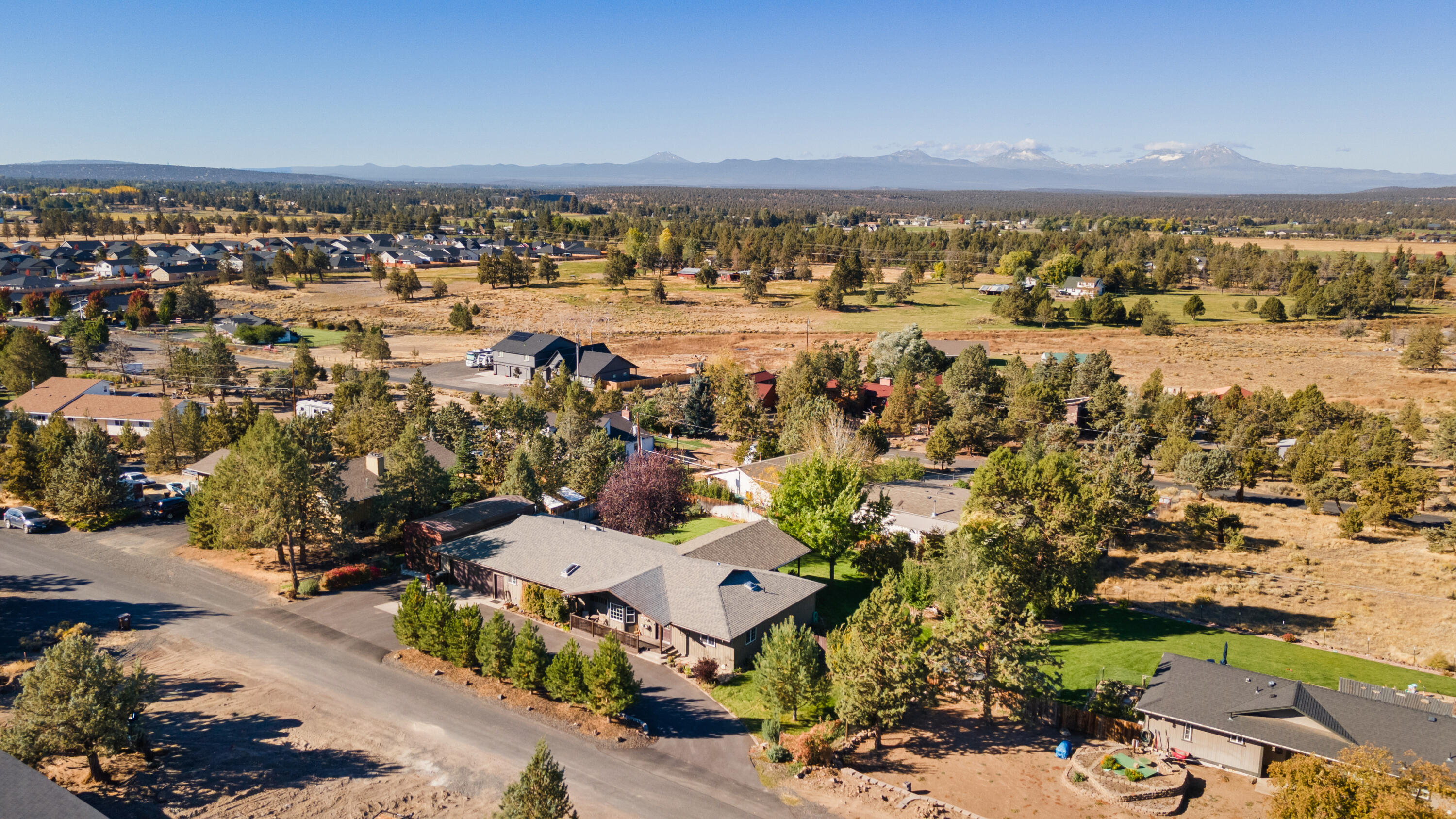 Hunts Three Sisters - Residential