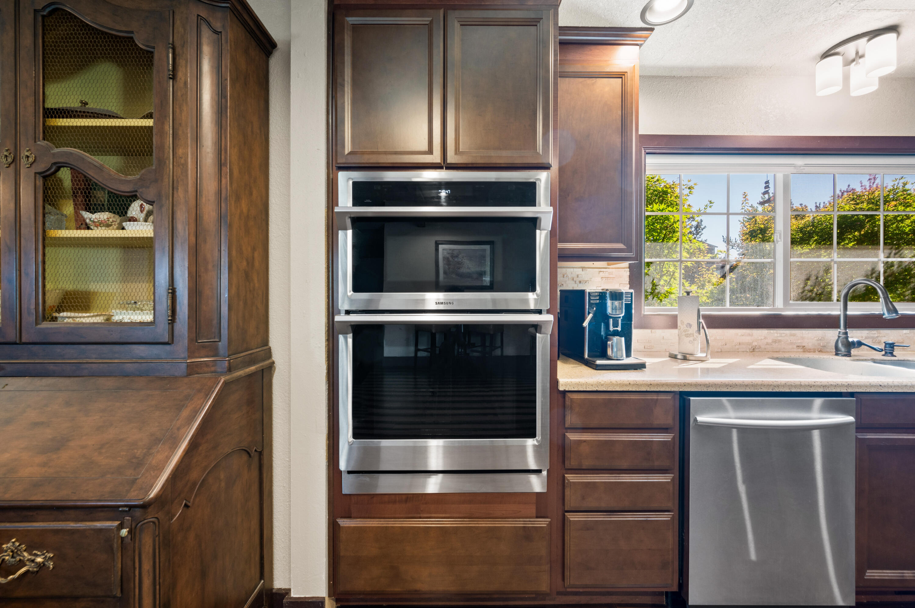 Hunts Three Sisters - Residential