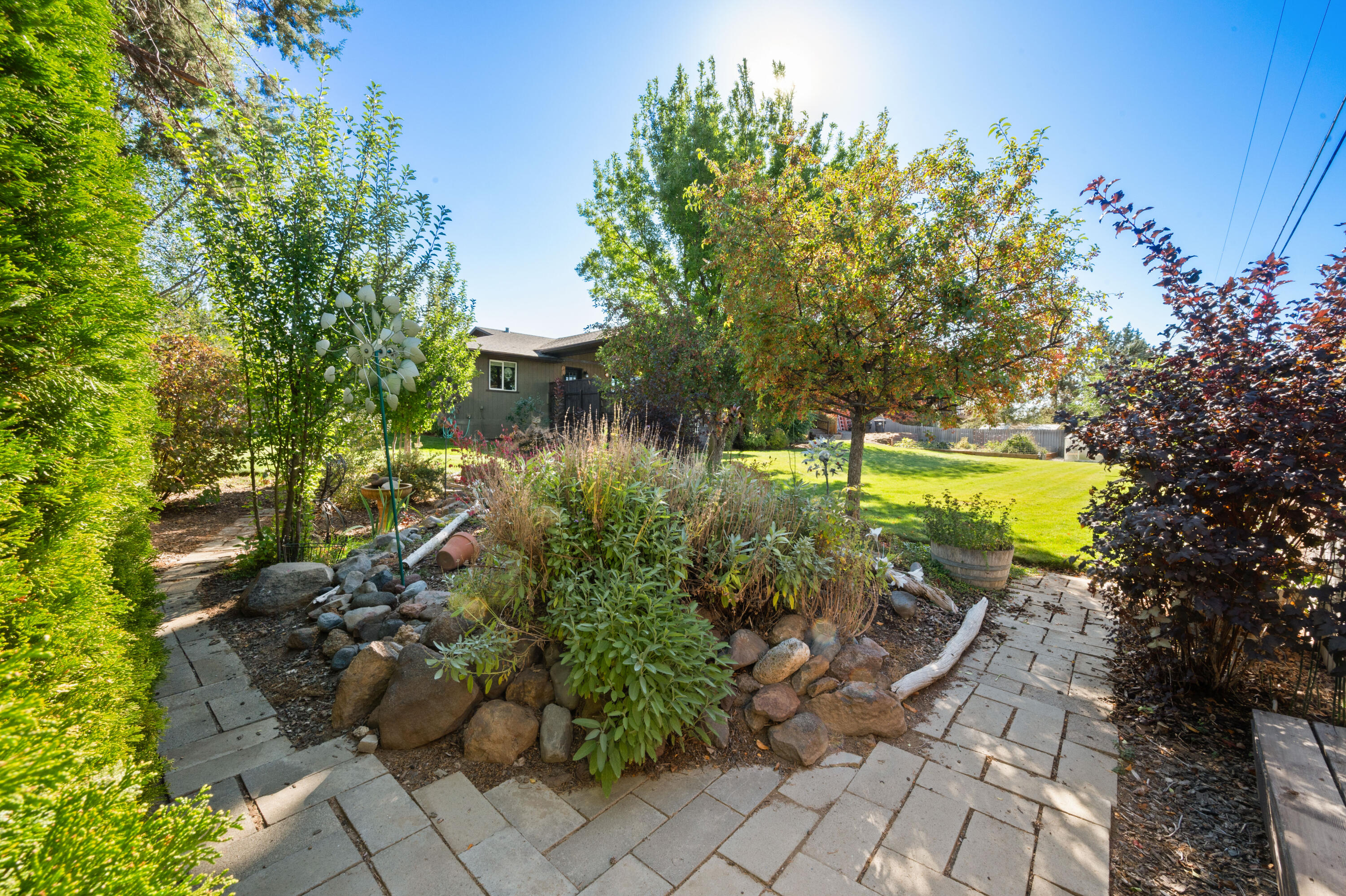 Hunts Three Sisters - Residential