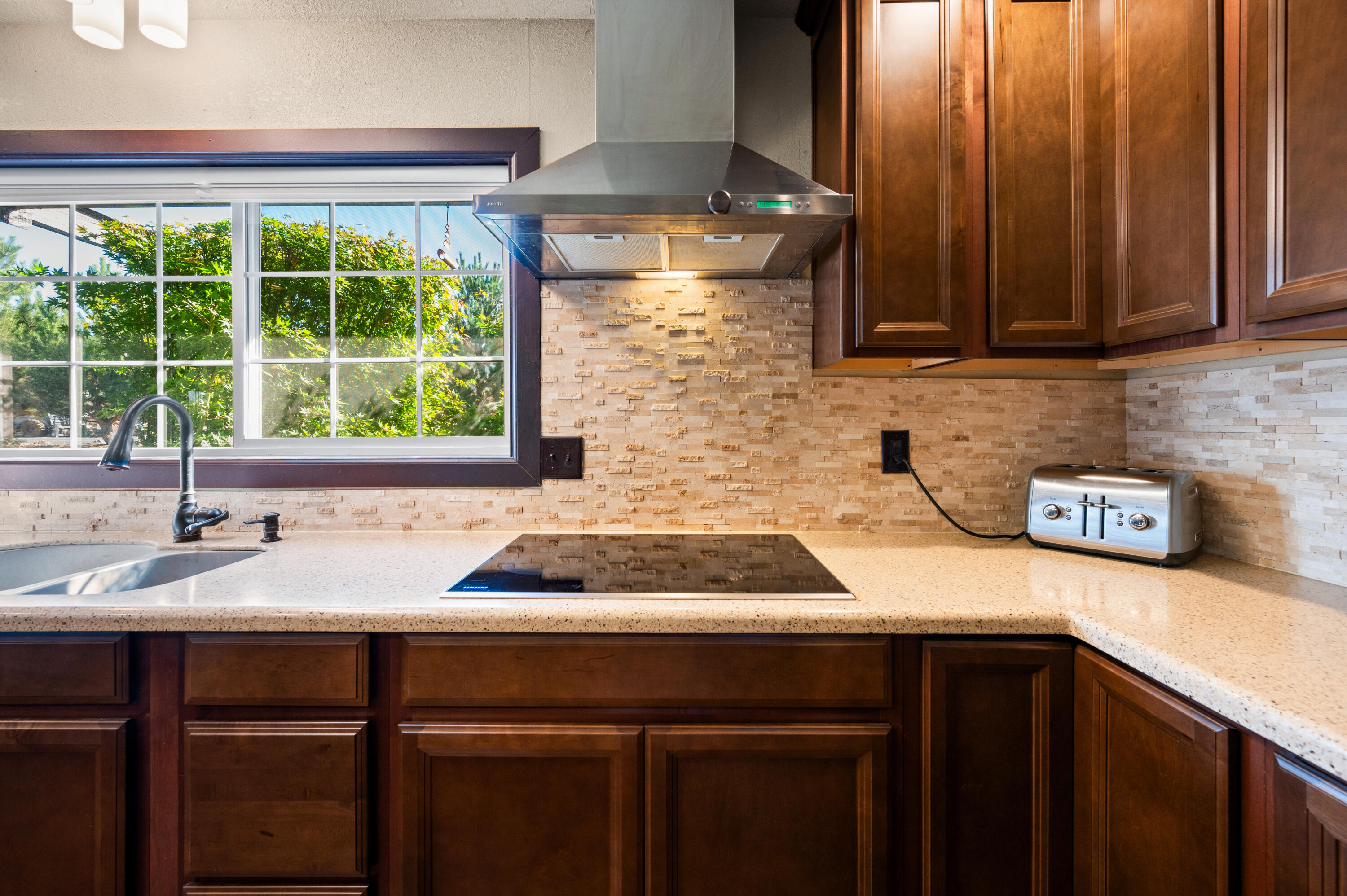 Hunts Three Sisters - Residential