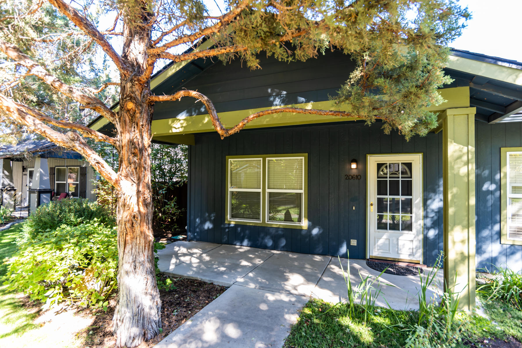 Larkspur - Residential