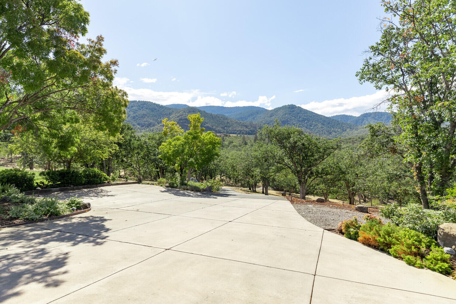 Sunny Oaks Subdivision - Residential