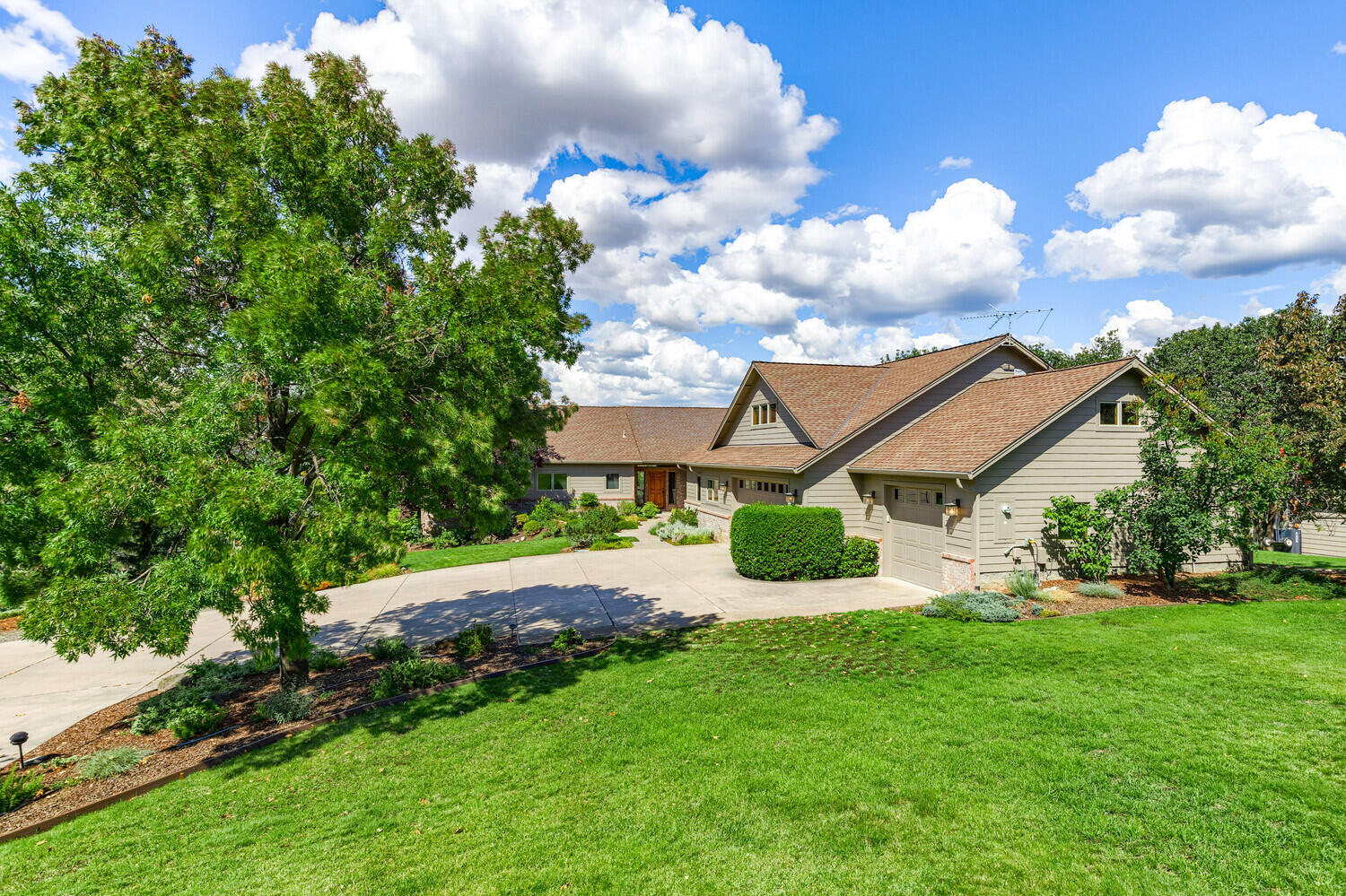 Sunny Oaks Subdivision - Residential