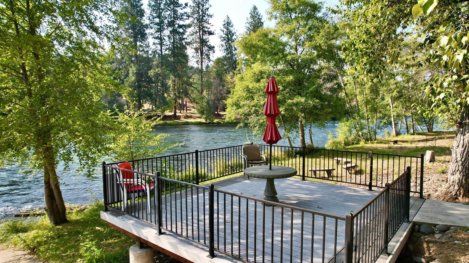 Rogue Riviera Estates - Land